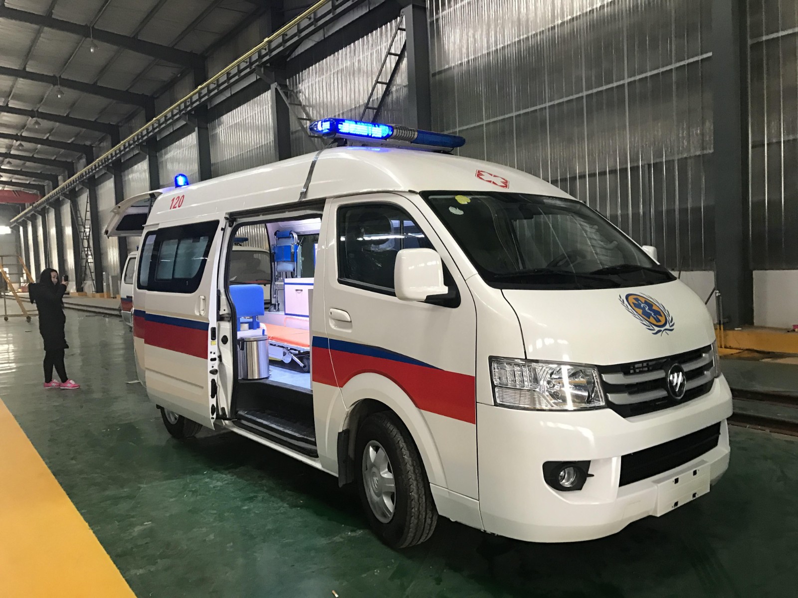 仁布县救护车转院